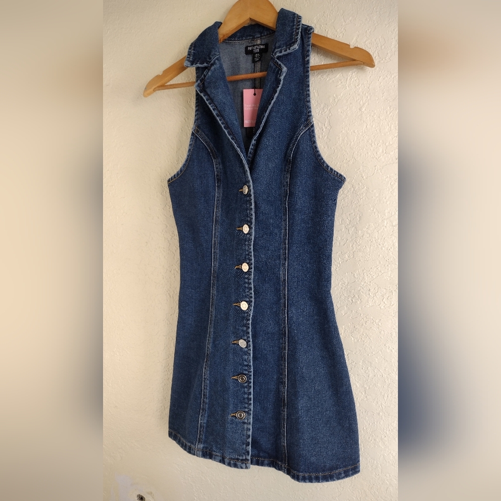 Pretty Little Thing Mid Blue Wash Button Up Lapel Detail Denim Mini Dress - Picture 6 of 8